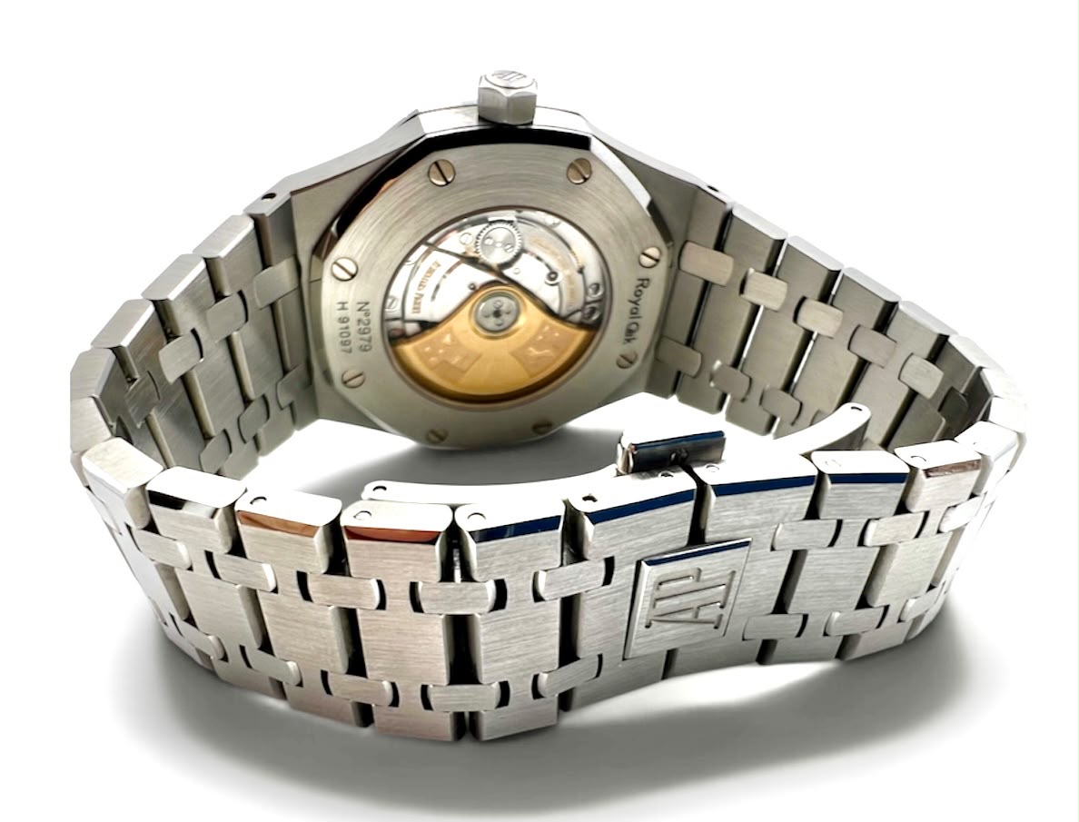 Audemars Piguet Royal Oak 15400ST
